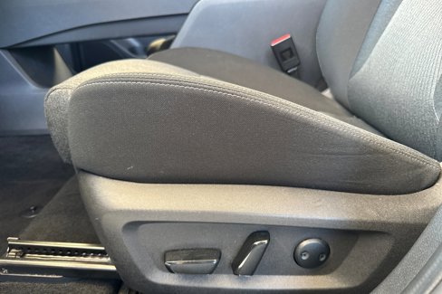 Used 2024 Nissan Rogue SV image 14