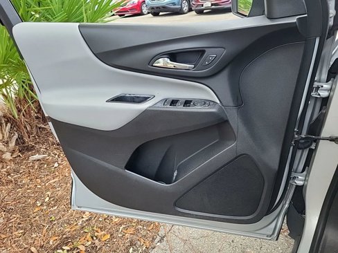 Used 2019 Chevrolet Equinox LT image 12