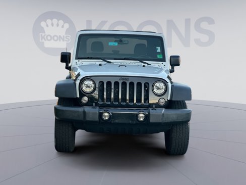 Used 2018 Jeep Wrangler Sport image 11