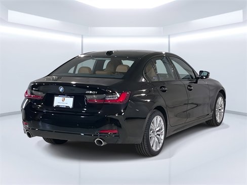 Used 2023 BMW 330i xDrive Sedan w/ Driving Assistance Package image 7