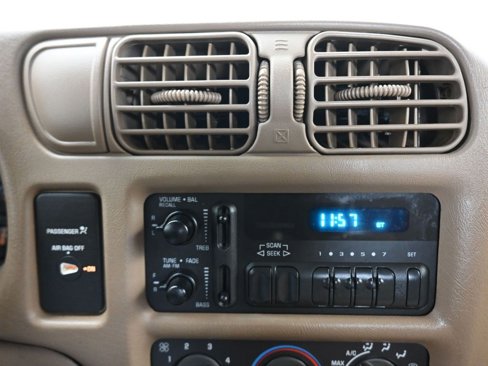 Used 2001 Chevrolet S10 Pickup 2WD Extended Cab w/ Comfort Convenience Pkg image 15
