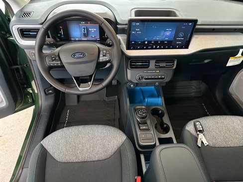 New 2025 Ford Maverick XLT image 27