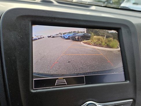 Used 2023 Chevrolet Equinox LS image 24