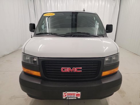 Used 2023 GMC Savana 2500 Extended w/ Driver Convenience Package image 2