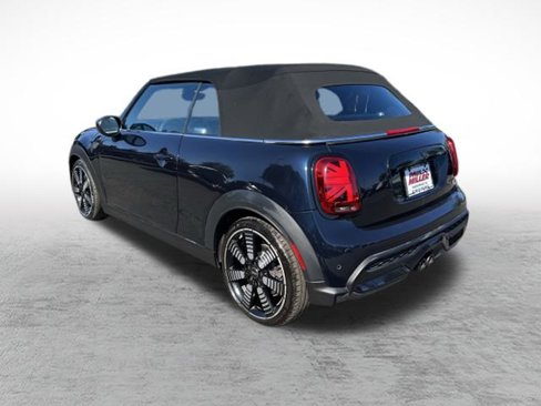 Used 2022 MINI Cooper S w/ Driver Assistance Package image 5