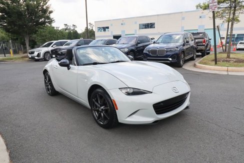 Used 2016 MAZDA MX-5 Miata Club image 37