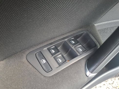 Used 2020 Volkswagen GTI S image 13