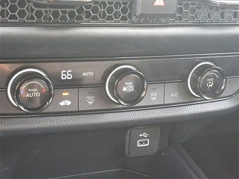 Used 2023 Honda HR-V LX image 15