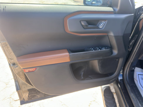 Used 2022 Ford Bronco Sport Outer Banks w/ Tech Package image 28