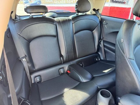 Used 2015 MINI Cooper 2-Door Hardtop image 26