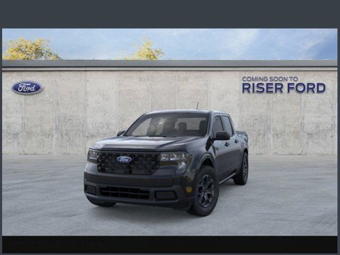 New 2025 Ford Maverick XLT image 2
