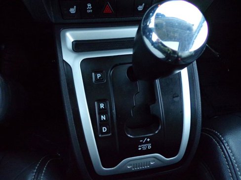 Used 2017 Jeep Compass High Altitude image 37