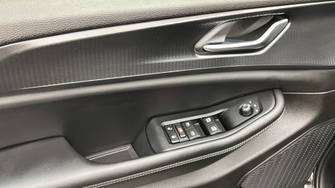 Used 2023 Jeep Grand Cherokee Altitude image 27