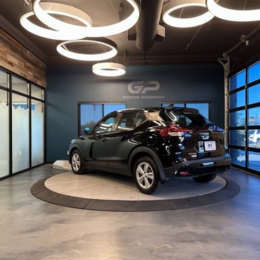 Used 2021 Nissan Kicks S image 5