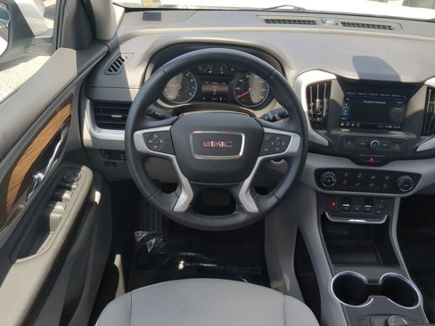 Used 2018 GMC Terrain SLE image 17