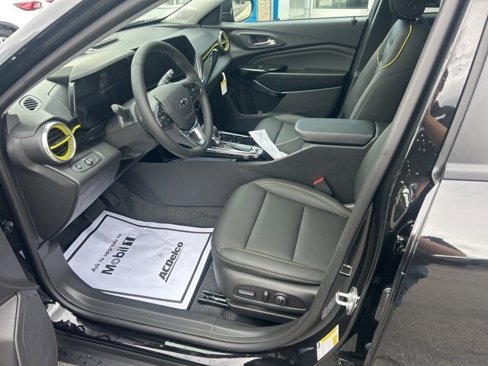 New 2025 Chevrolet Trax ACTIV w/ Sunroof Package image 9