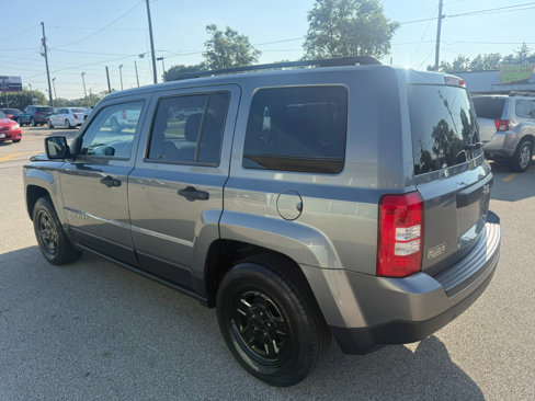 Used 2014 Jeep Patriot Sport image 3