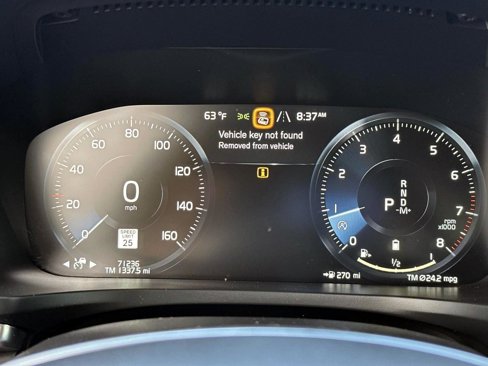 Used 2022 Volvo S60 B5 Momentum image 27