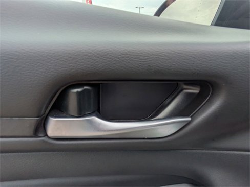 Used 2024 Nissan Altima 2.5 SV image 16