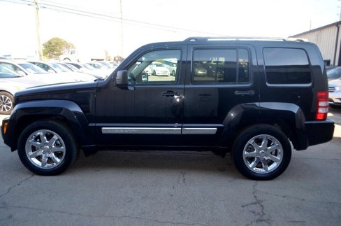 Used 2012 Jeep Liberty Sport image 4