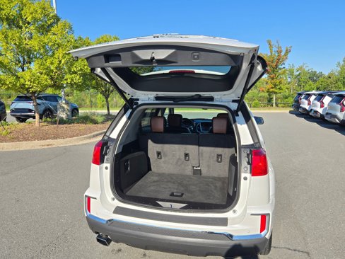 Used 2016 GMC Terrain SLT w/ Open Road Package image 18