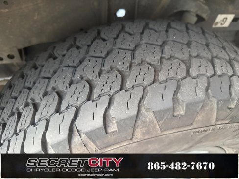 Used 2015 Toyota Tacoma 4x4 Double Cab image 16
