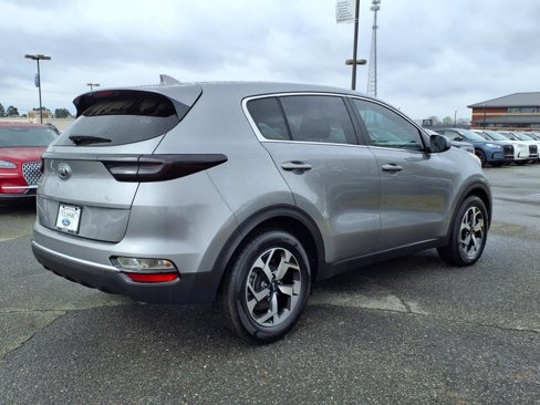 Used 2022 Kia Sportage LX image 18