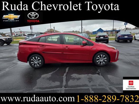 Certified 2022 Toyota Prius XLE image 1