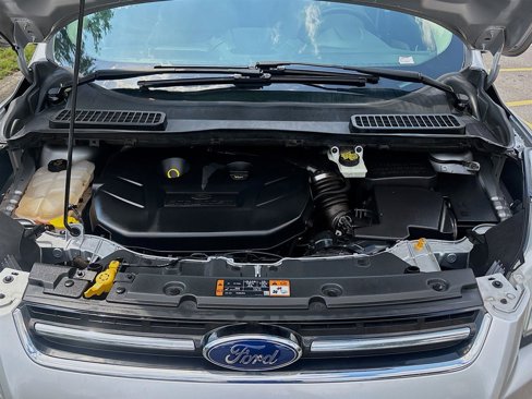 Used 2015 Ford Escape Titanium image 32