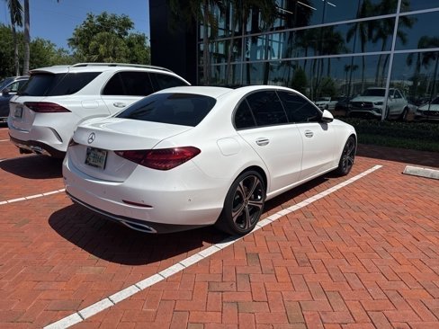 Used 2022 Mercedes-Benz C 300 Sedan image 8