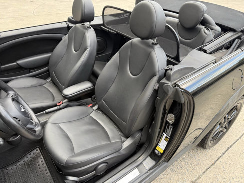 Used 2014 MINI Cooper Convertible image 2