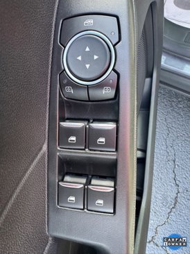 Used 2022 Ford Escape SE w/ Cold Weather Package image 13