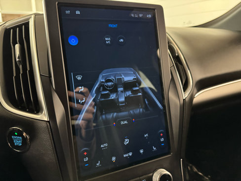 Used 2021 Ford Edge ST image 22