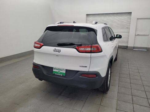Used 2018 Jeep Cherokee Latitude image 7
