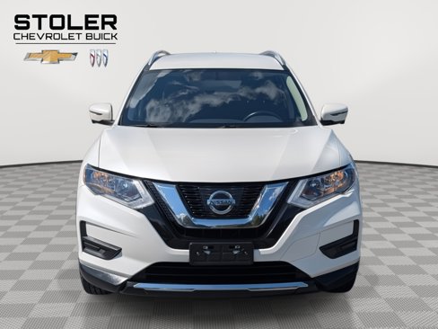 Used 2017 Nissan Rogue SV w/ SV Premium Package image 8