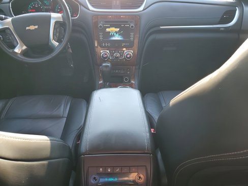 Used 2013 Chevrolet Traverse LT image 20