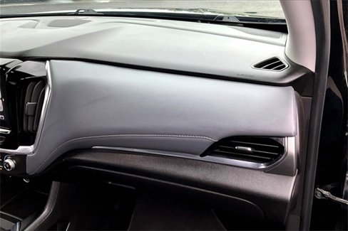 Used 2018 Chevrolet Traverse LT image 16