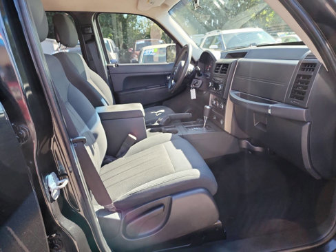 Used 2012 Jeep Liberty Sport image 27