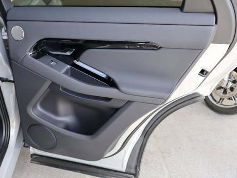 New 2026 Land Rover Range Rover Evoque Dynamic SE image 29