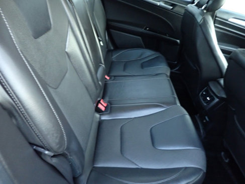 Used 2014 Ford Fusion Titanium image 19