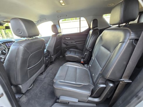 Used 2021 Chevrolet Traverse Premier image 13