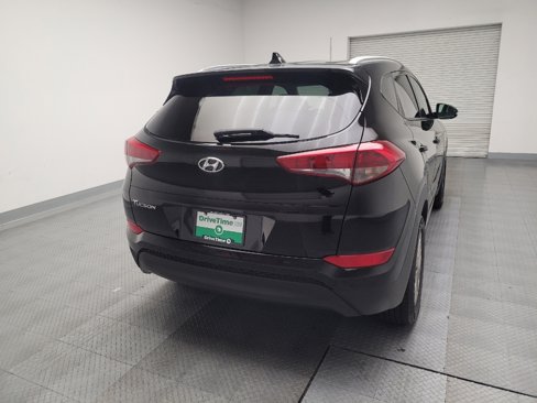 Used 2017 Hyundai Tucson SE Plus w/ Cargo Package image 7