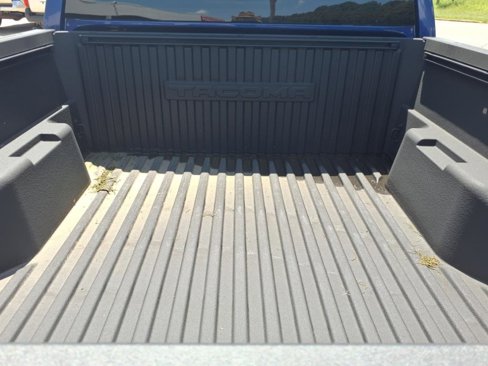 New 2024 Toyota Tacoma TRD Off-Road image 5