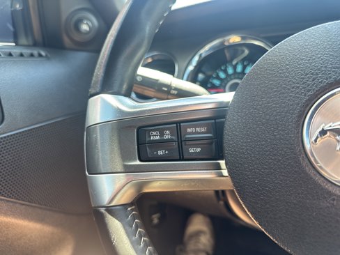 Used 2014 Ford Mustang Coupe image 18