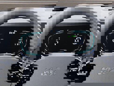New 2025 Kia Niro LX image 21