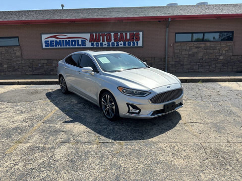 Used 2019 Ford Fusion Titanium image 2