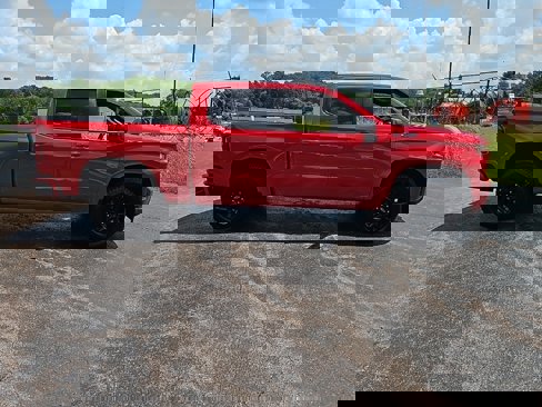 Used 2022 Chevrolet Silverado 1500 RST image 6