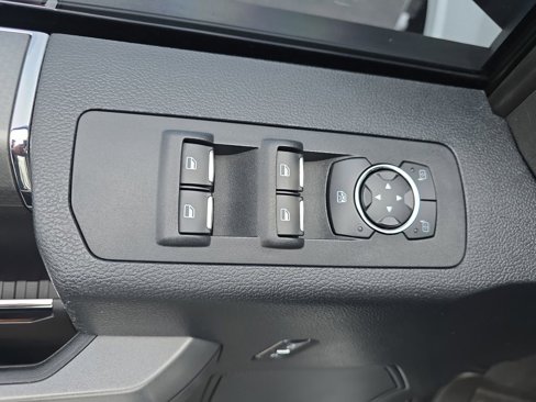 Used 2015 Ford F150 XLT w/ Equipment Group 302A Luxury image 30