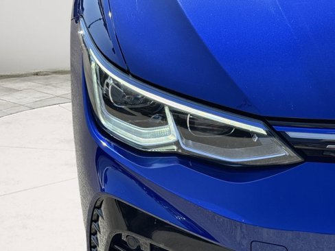 Used 2022 Volkswagen Golf R image 68