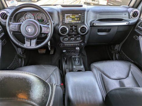 Used 2016 Jeep Wrangler Unlimited Sahara image 19